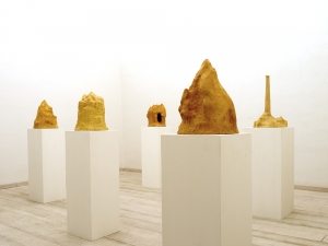 Isole ( da I a VII ), 2005-2006, cera con anima di gesso, cm 43x43x50 ca.